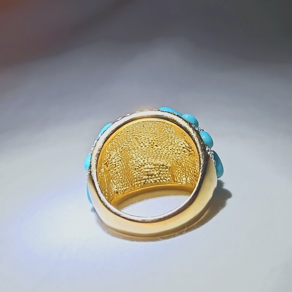 Pave crystal and Blue stone floral ring - Picture 5 of 5